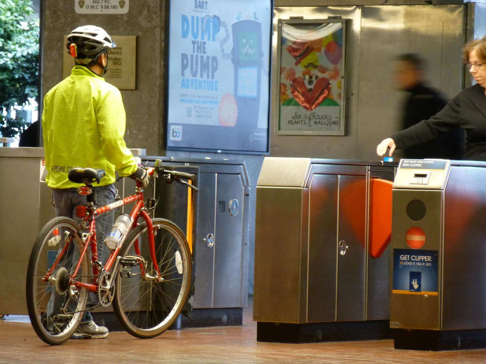 Cyclists will be allowed to travel on BART during peak commute hours except in the first three cars. (Robert Prinz/Flickr)